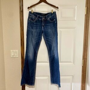 Silver Suki Jeans Dark Blue Bootcut Jeans with Contrast Pocket Stitching